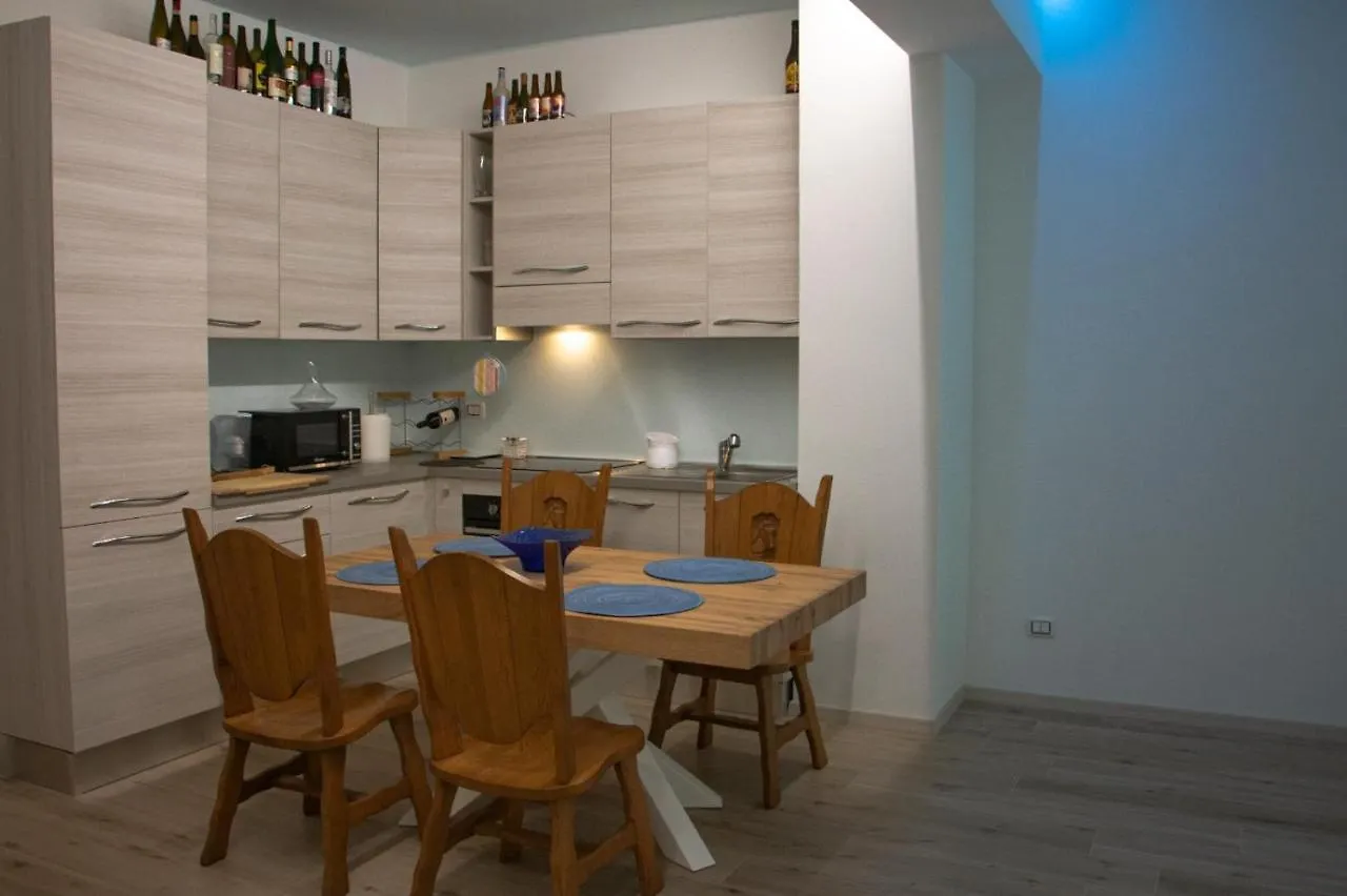 House Of Music Apartment Gardone Riviera